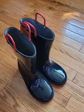 Kids Black Rain Boots with Red Handles